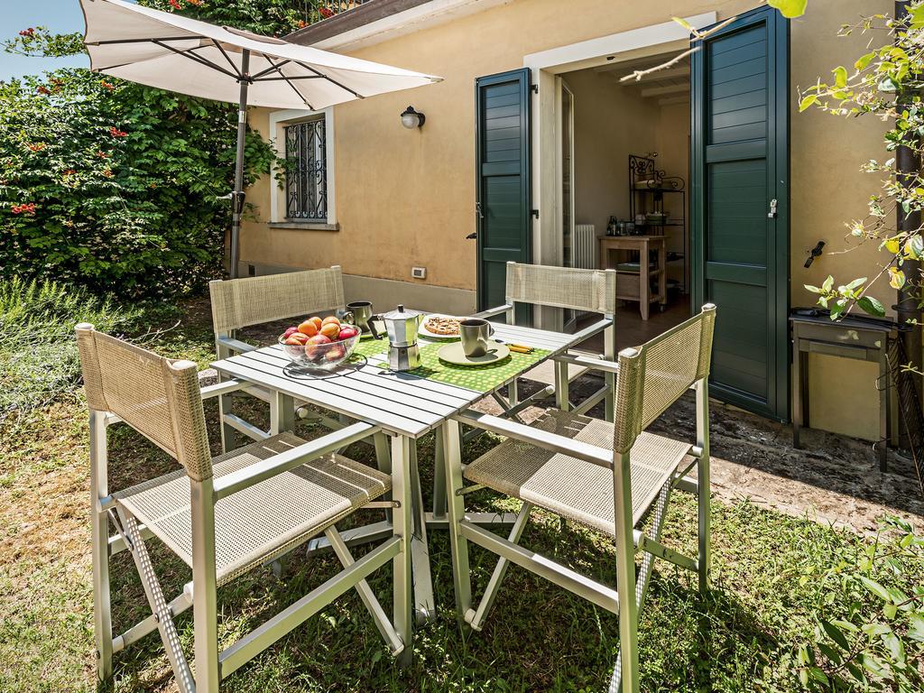 Casa Ezelina Appartamenti Pesaro Buitenkant foto